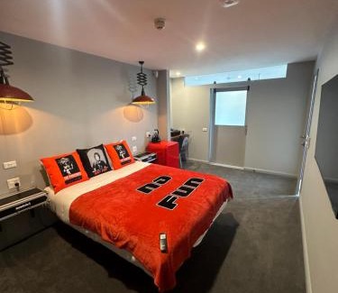 Old Bar Hotel | Boogie Woogie Beach House