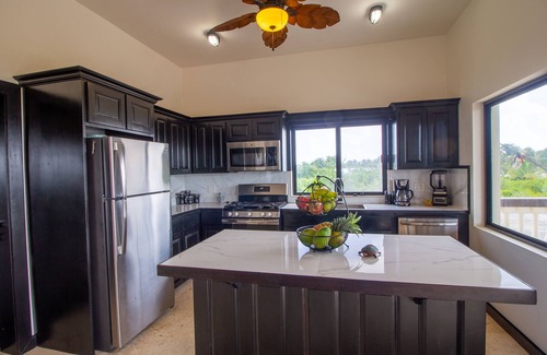 San Pedro House | Book This Luxury Home w/Private Pool on Ambergris Caye! Hot Summer Specials!