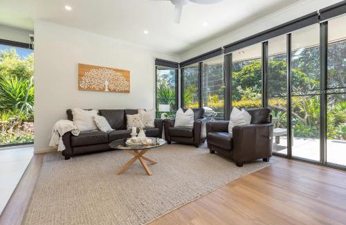 Boomerang Beach House | Boom 8 Boomerang Beach