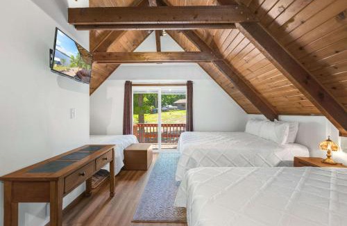 Sunrise Beach House | Boondock Bliss - Lakefront with Private Dock Sleeps 15