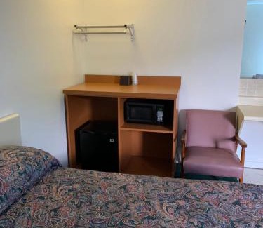 Middlesboro Hotel | Boone trail inn