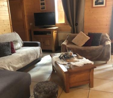 Reallon Ski Chalet | Boost Your Immo Chalet Crocus Réallon Chalcrocus