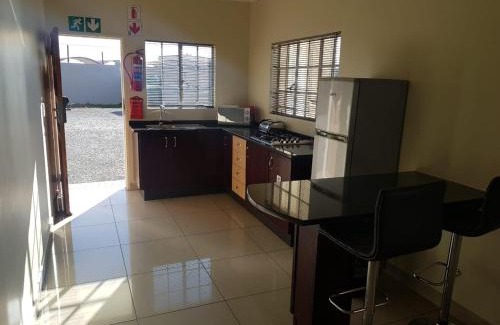 Mmabatho Apartment | Booth Suite Hotel Mafikeng