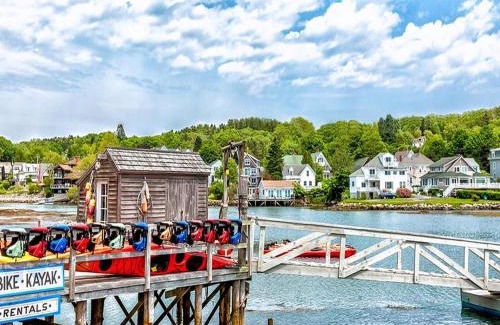 Boothbay Harbor House | Boothbay Beauty