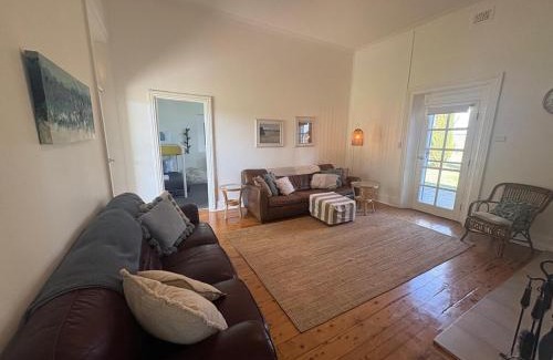 Dubbo East House | Boothenba Cottage Farm Stay Firepit