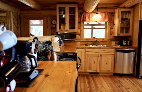 Drummond House | Bootjack Lodge on Drummond Island