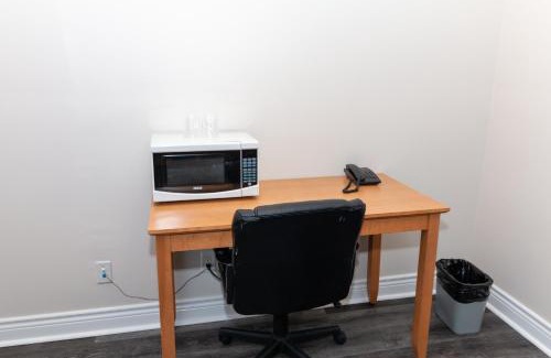 Angus Hotel | Borden Inn and Suites
