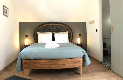 Santa Marinha Bed & Breakfast | Boreal Porto Gaia - Patio & Pool