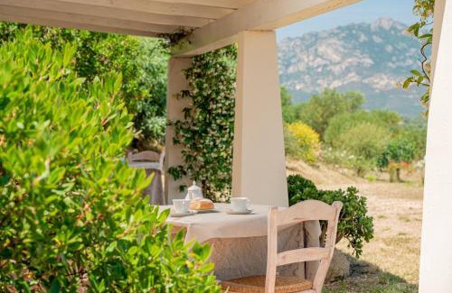 Golfo Aranci Hotel | Borgo Alba Barona Turismo Rurale
