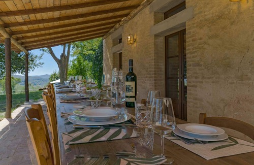 Buonconvento Villa | BORGO ANTICO - Nine Bedroom Villa, Sleeps 20