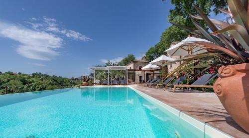 Crecchio Hotel | Borgo Baccile by Vini Fantini