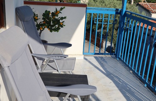 San Mauro Castelverde House | Borgo Borrello House: between sea and mountains