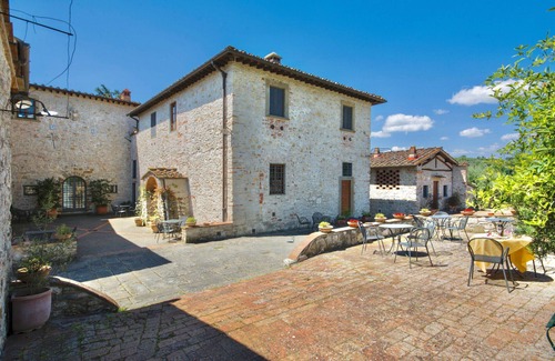 Grassina Apartment | Borgo Bottaia apartment Romantica 3 beds