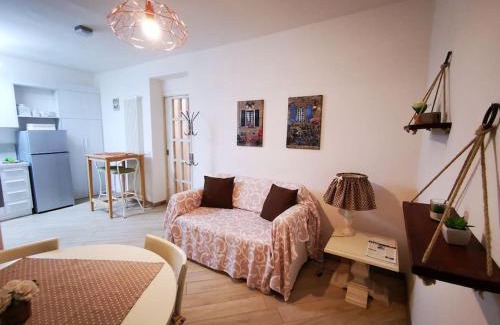 Porrena Apartment | BORGO DE’ CENCI, lovely apartment below the Castel