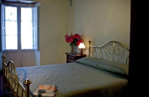 Careggine House | Borgo Isola Santa