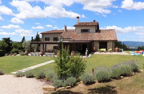 Monte Santa Maria Tiberina House | Borgo Monte Cedrone