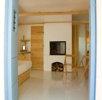 Strongoli House | BORGO PETELIA, Casa Fazio, Antica piccola casa con loggia e scala esterna