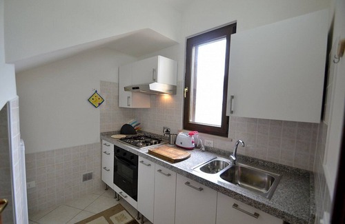 Diso House | Borgo Salino C: A characteristic and welcoming three-story apartment in the characteristic style of the Apulian countryside, with Free WI-FI.
