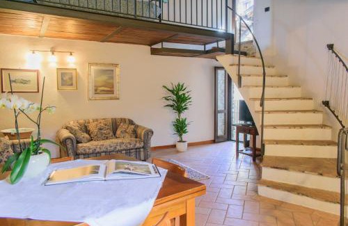 Arrone Apartment | Borgo San Valentino
