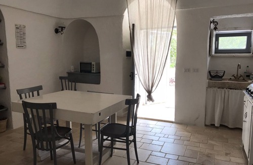 Selva di Fasano House | BORGO TORRE DELL'OCA Trullo Caterina - Independent Trullo in a village