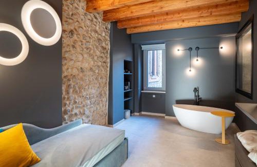 San Felice del Benaco House | Borgoluna Luxury Holiday House