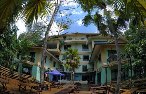 Miri Resort | Borneo Tropical Rainforest Resort