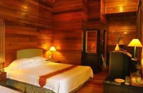 Miri Hotel | Borneo Tropical Rainforest Resort