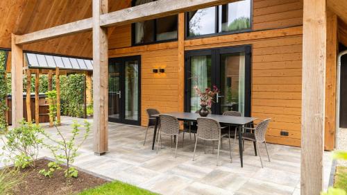 Wekerom House | Bos Villa met Hottub | 6 personen