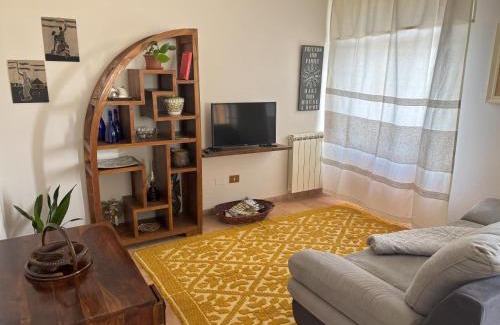 Magomadas Apartment | Bosa appartamento Bouganville con vista mare ampio terrazzo