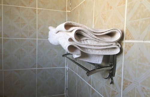 Maun House | Boseja Guest House