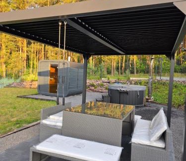 Sulmin Ski Chalet | BOSKO domki z sauną i balią w Sulminie obok Gdańska