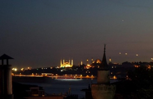 Uskudar Apartment | BOSPHORUS AND HISTORY