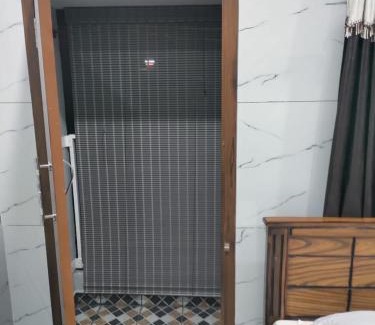 Sholinghur Hotel | BOSS Inn