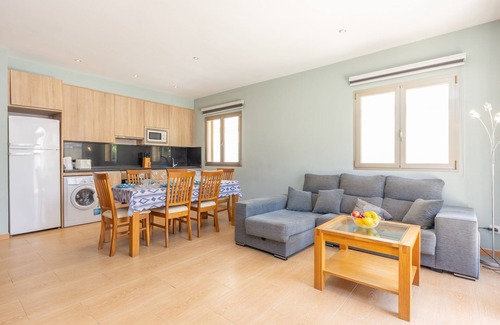 Can Picafort House | BOSSET PLATJA - Spacious semi-detached house close to the sea with free Wifi