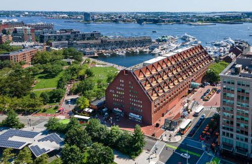 Waterfront Hotel | Boston Marriott Long Wharf