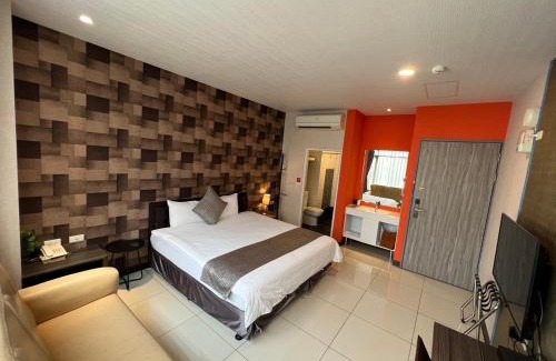 West District Hotel | Boston Plus Hotel