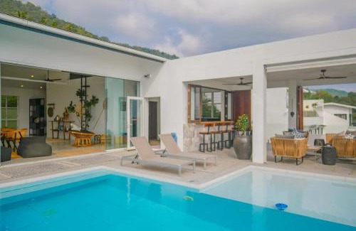 Bophut Villa | Botan Villa 3br Poolgarden & Sea View In Chaweng