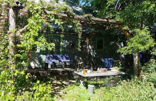 Bastrop House | Botanical Retreat Cottage, 30 Minutes From Austin