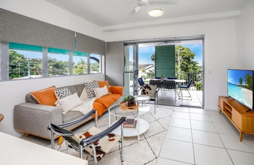 Edge Hill Apartment | Botanicals in Heart of Edge Hill 17