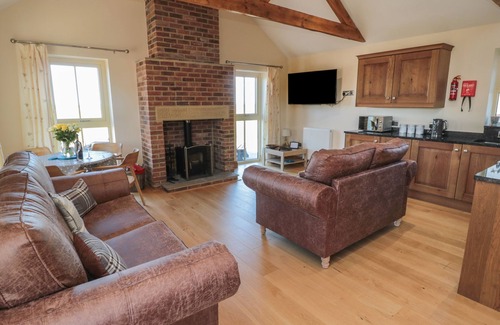 Embleton Cottage | BOTHY COTTAGE, with pool in Embleton