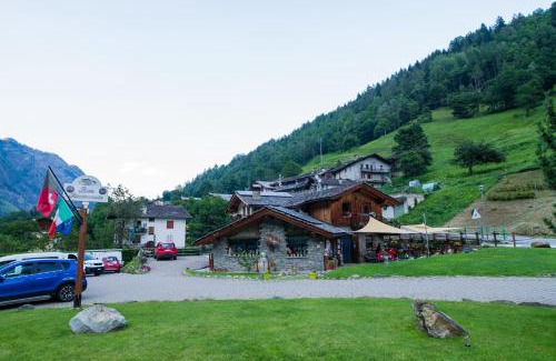 Coveyrand-Vieu House | Boton d'Or