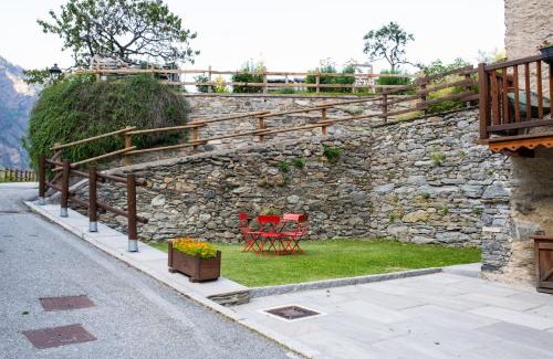 Coveyrand-Vieu House | Boton d'Or