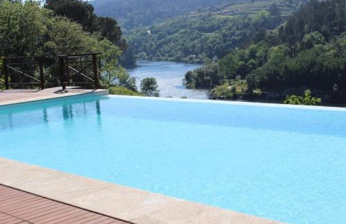 Amarante House | "Bouça Drigues" Casa antiga de pedra com piscina e vista rio