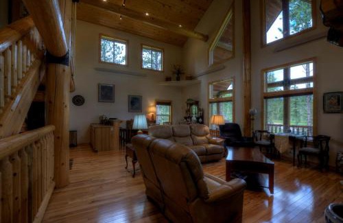 Lead House | Boulder Ridge Lodge