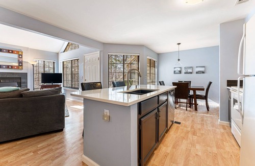 Boulder Condo | Boulder Tree House