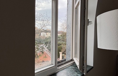6th Arrondissement Apartment | Boulevard belges parc Tête d'or, Lyon 6, studio with mezzanine bedroom