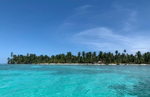 Achutupo Boat Rental | BouMou Sailboat