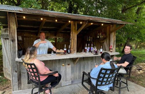 Waddy House | Bourb Inn