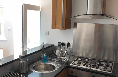 Bournemouth Apartment | Bournemouth Holiday Let With Hot Tub & Sauna