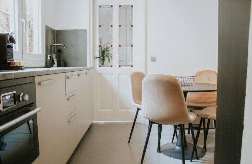 Tilburg Apartment | Boutique 2br Apt With Garden At Fontys